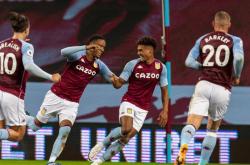 爱游戏体育app-英超揭幕战：阿斯顿维拉 VS 纽卡斯尔联，巅峰对决看点十足