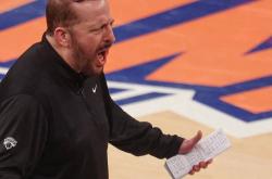 爱游戏体育平台-纽约尼克斯换帅风波：3000万美元签约难救火？