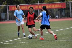 爱游戏体育app-“足”梦绿茵，湖南新邵校园足球“湘”当精彩