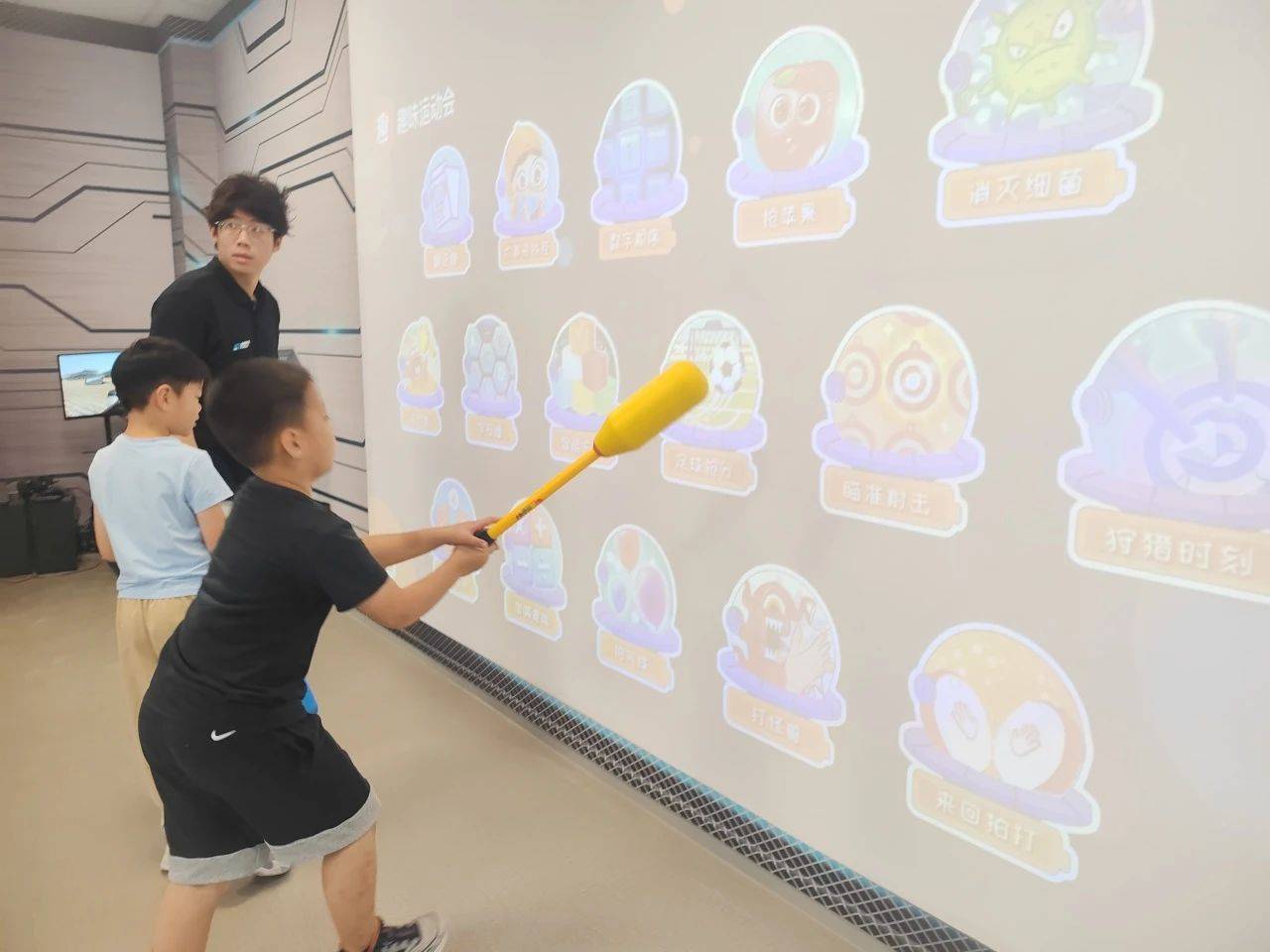 沪上首个“社区智慧体育健身馆”开放啦！