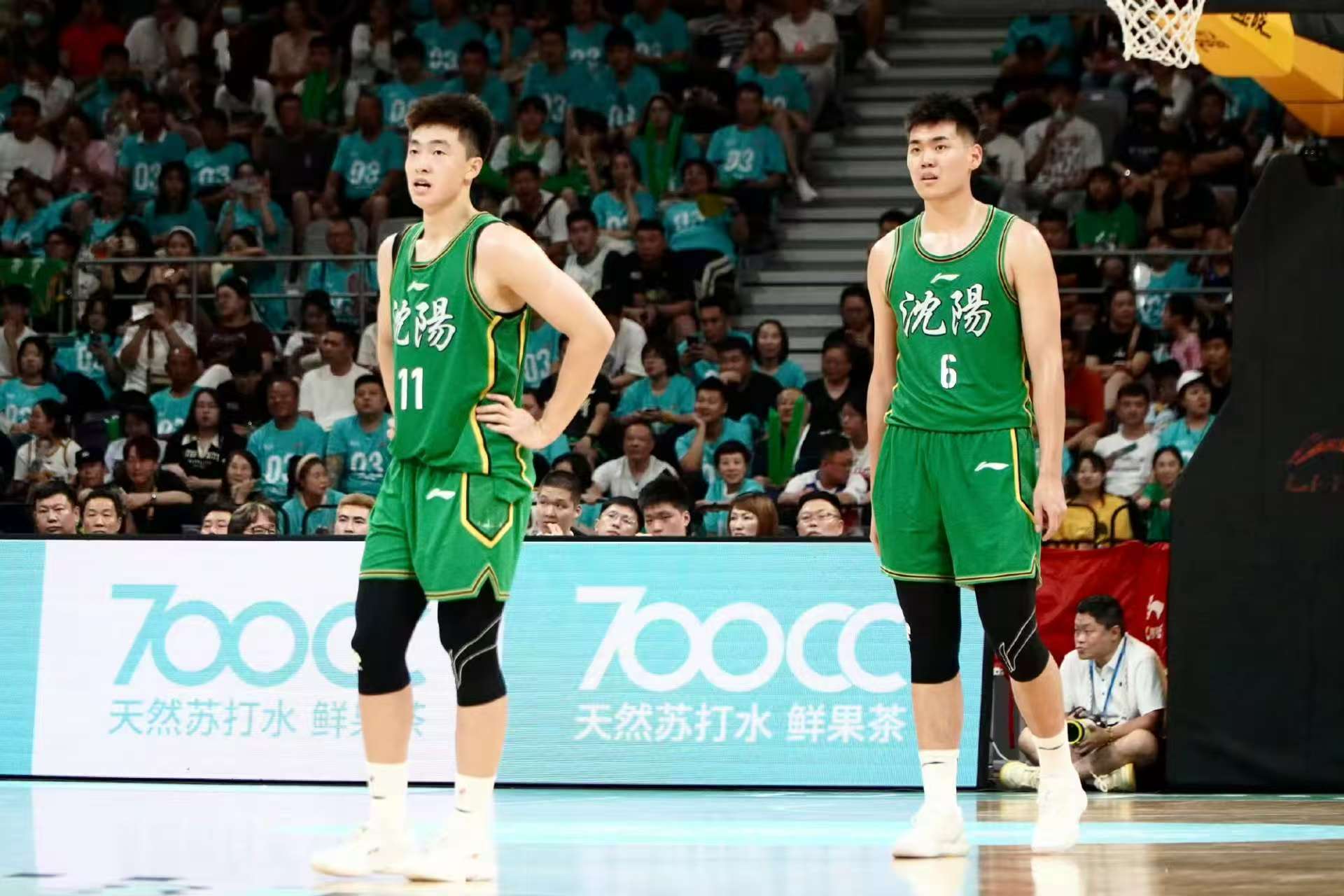 广东2米13中锋打野球，辽宁新星有望留洋，北控2换1报价CBA得分王