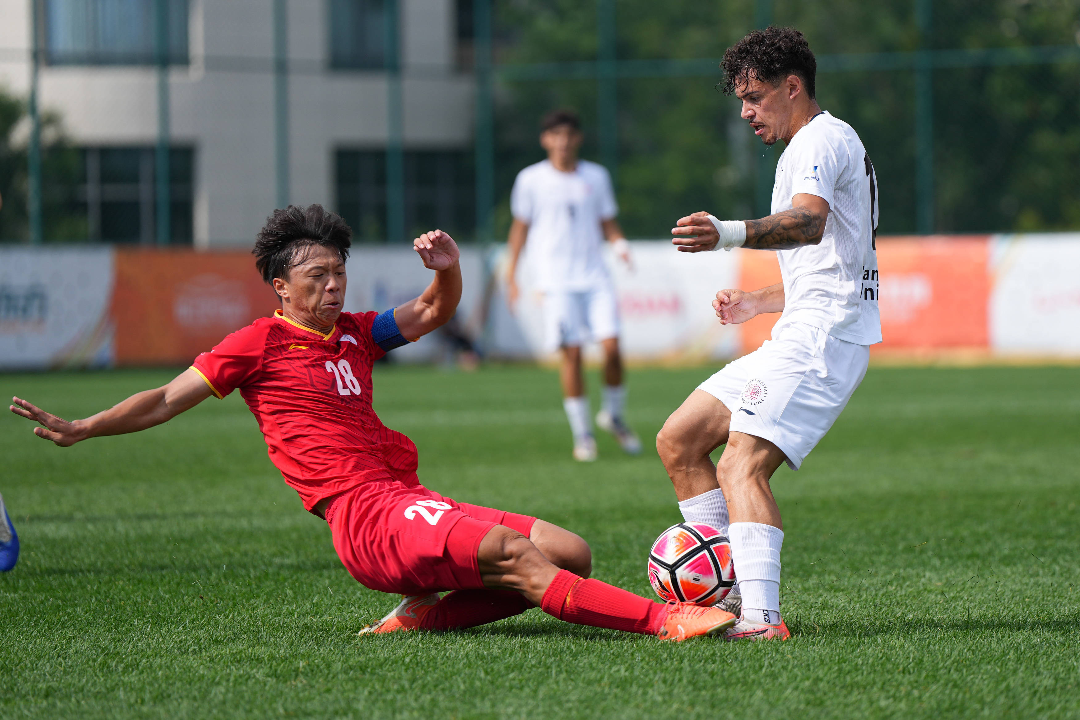 （体育）足球——国际大体联足球世界杯排位赛：北京航空航天大学队不敌拉蒙鲁尔大学队