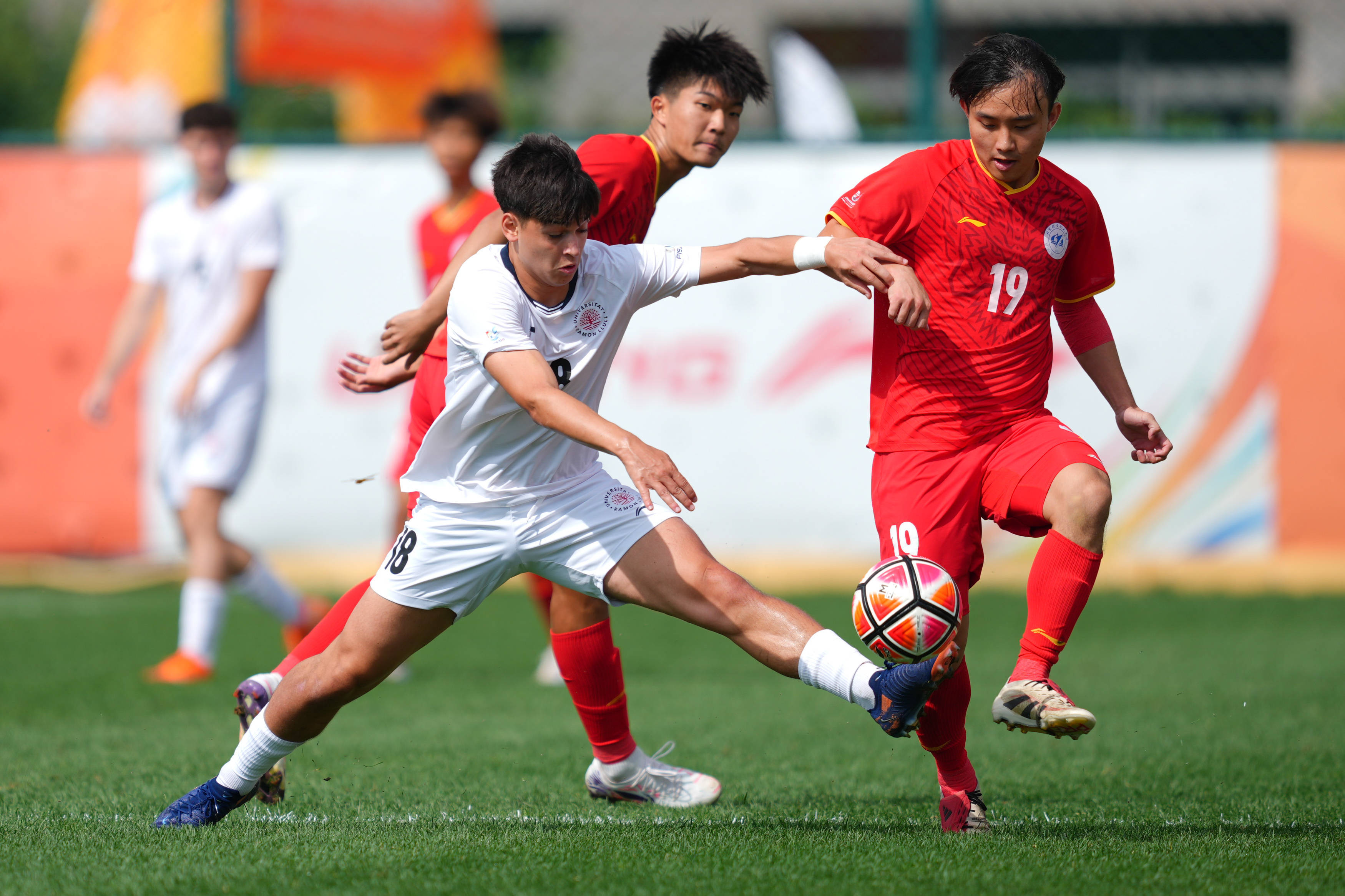 （体育）足球——国际大体联足球世界杯排位赛：北京航空航天大学队不敌拉蒙鲁尔大学队