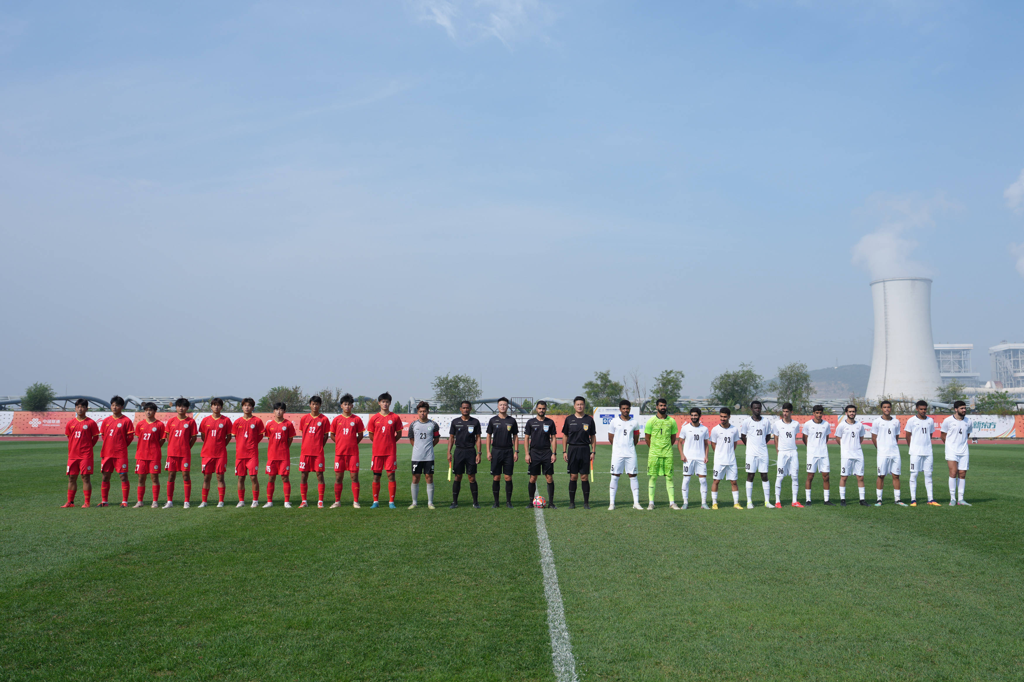 (体育)足球——国际大体联足球世界杯排位赛:延边大学队不敌沙迦大学队