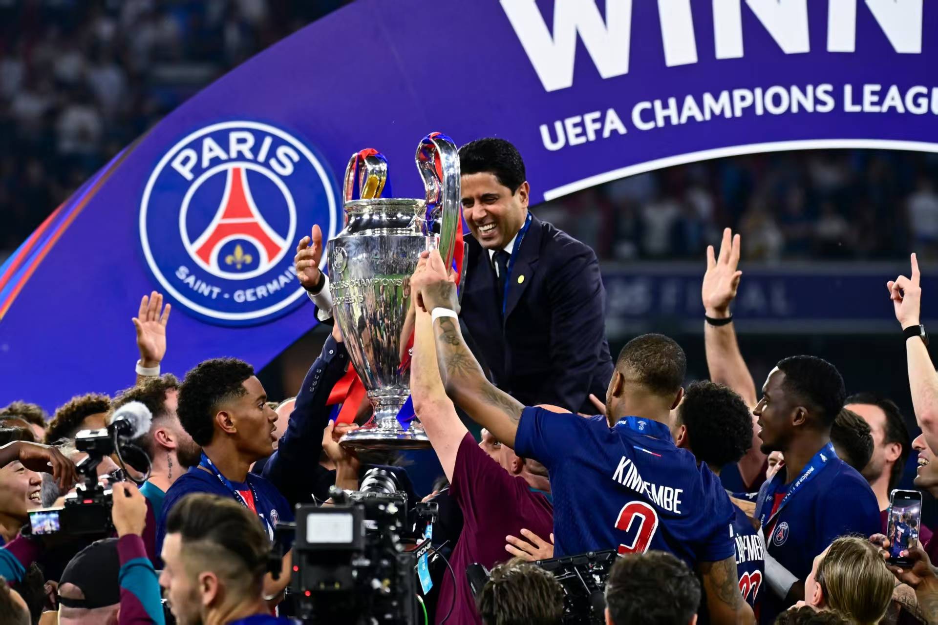 巴黎vs亚特兰大前瞻:卫冕冠军亮相 巴黎主场掀翻亚特兰大